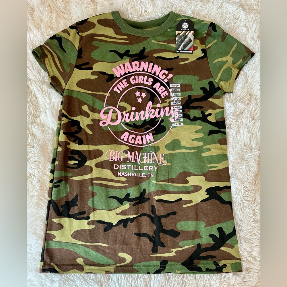 Rothco Nashville Girls Drinking Party Short Sleeve Tee Camouflage Size Large NWT